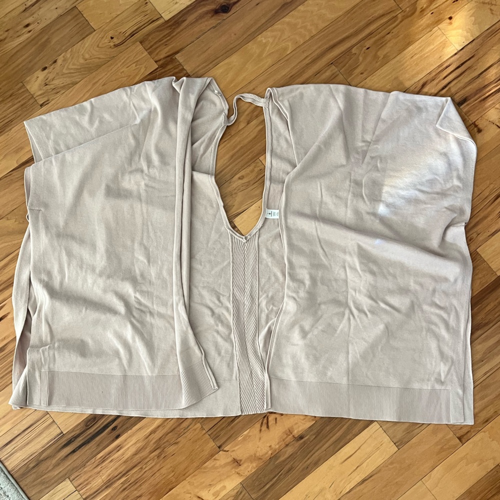 Pink Lululemon Women’s Active Wrap